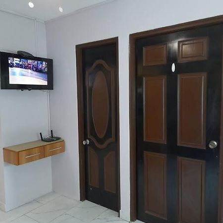 R.4-4 Lindo Estudio Ejecutivo En Area Turistica. Cidade do Panamá Exterior foto