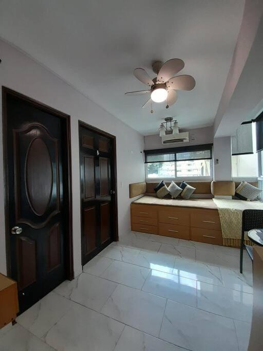 R.4-4 Lindo Estudio Ejecutivo En Area Turistica. Cidade do Panamá Exterior foto